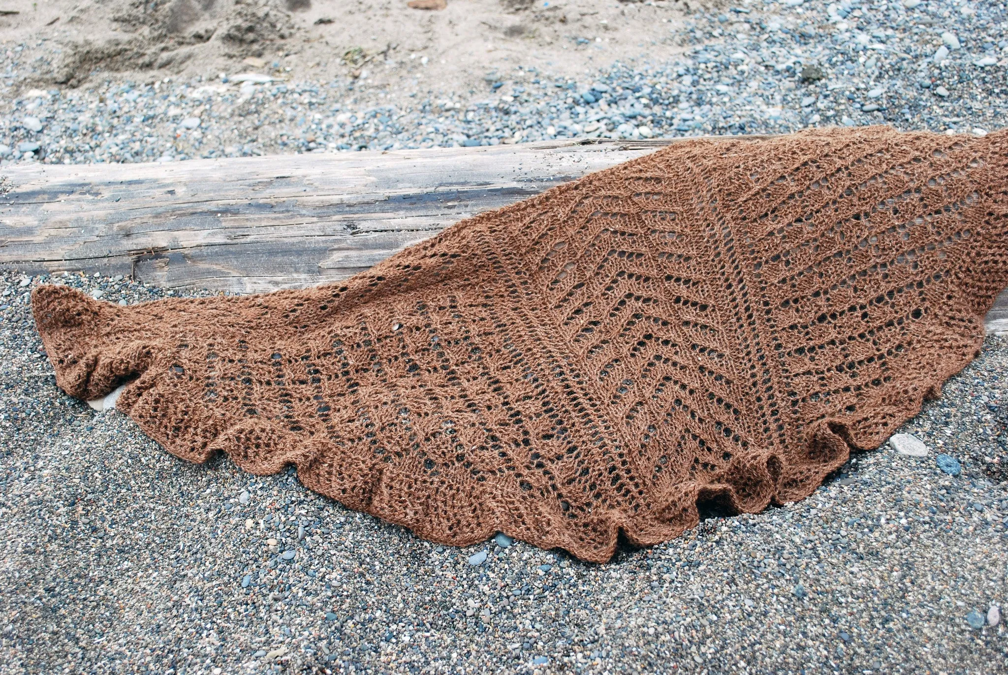 Aerie Shawlette Pattern (PDF) by Phibersmith Designs