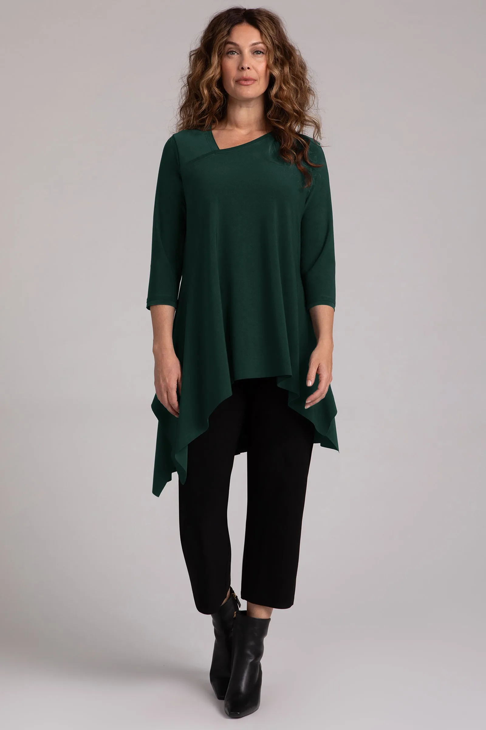 Flounce Boomerang Tunic | Evergreen