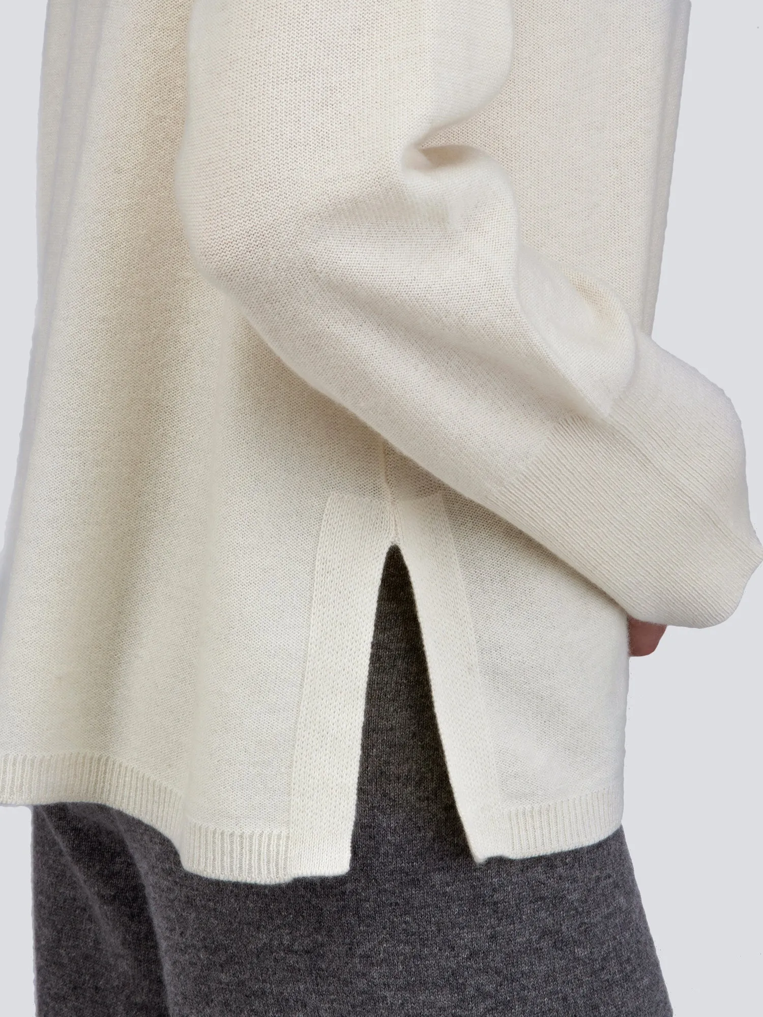 Turtleneck Loosefit Tunic_Ivory