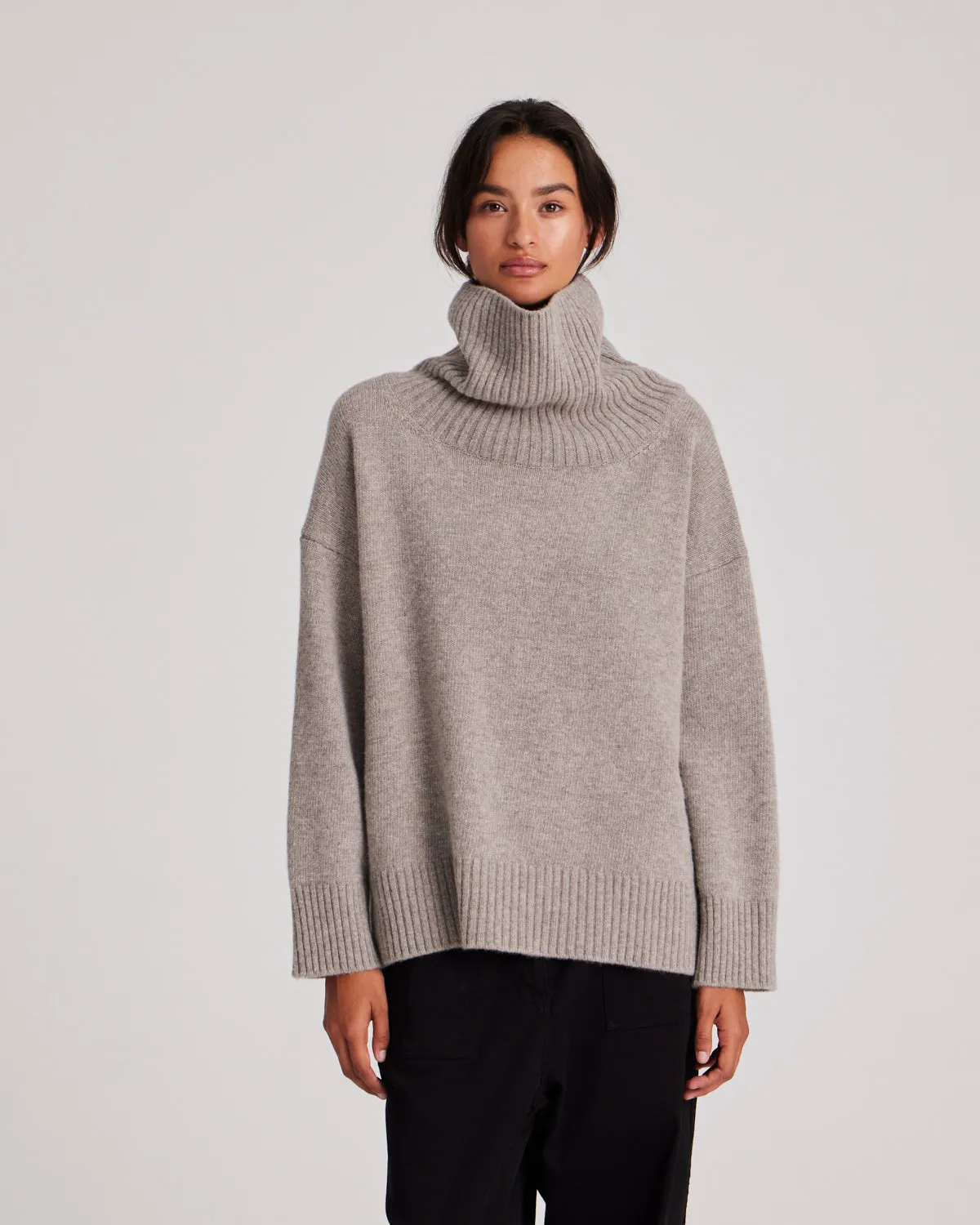 Vita Lambswool Jumper - Stone Grey